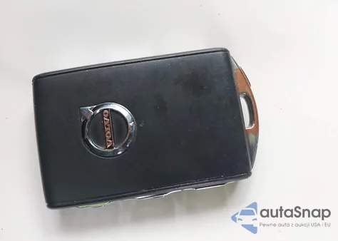 2017 Volvo Xc90 T6 Momentum from USA, damaged, VIN YV4A22PK5H1122003